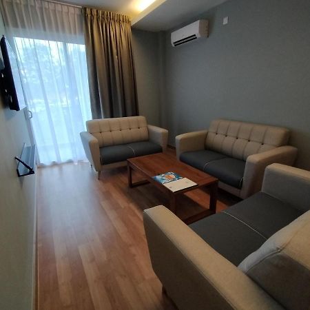 Telanai16 Lodge Bandar Seri Begawan Zewnętrze zdjęcie